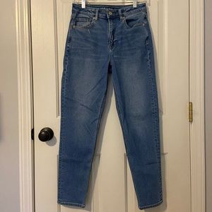 American Eagle Mom Jeans